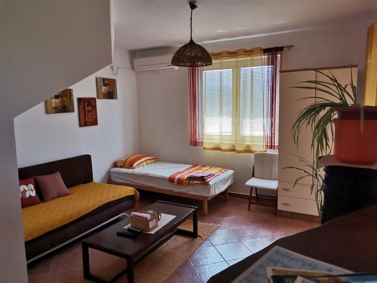 Apartments Vesna Nova Vas  Ngoại thất bức ảnh